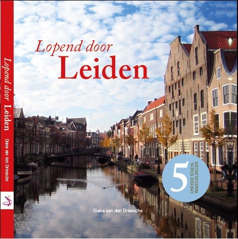 cover lopend door Leiden